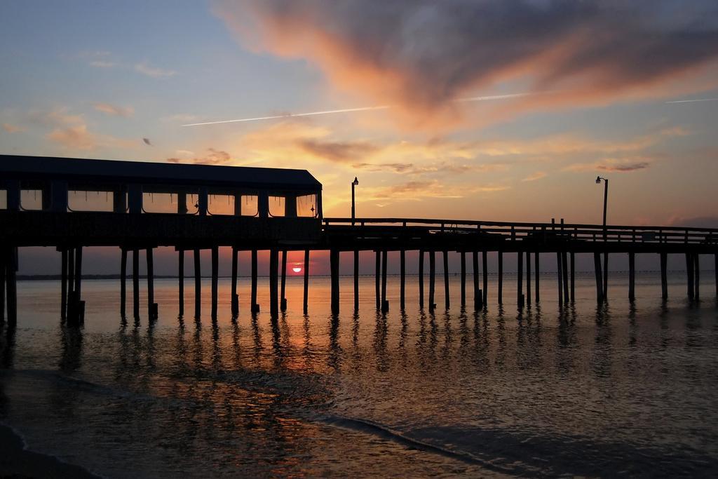 Country Inn & Suites By Radisson, Virginia Beach Oceanfront , Va Bagian luar foto