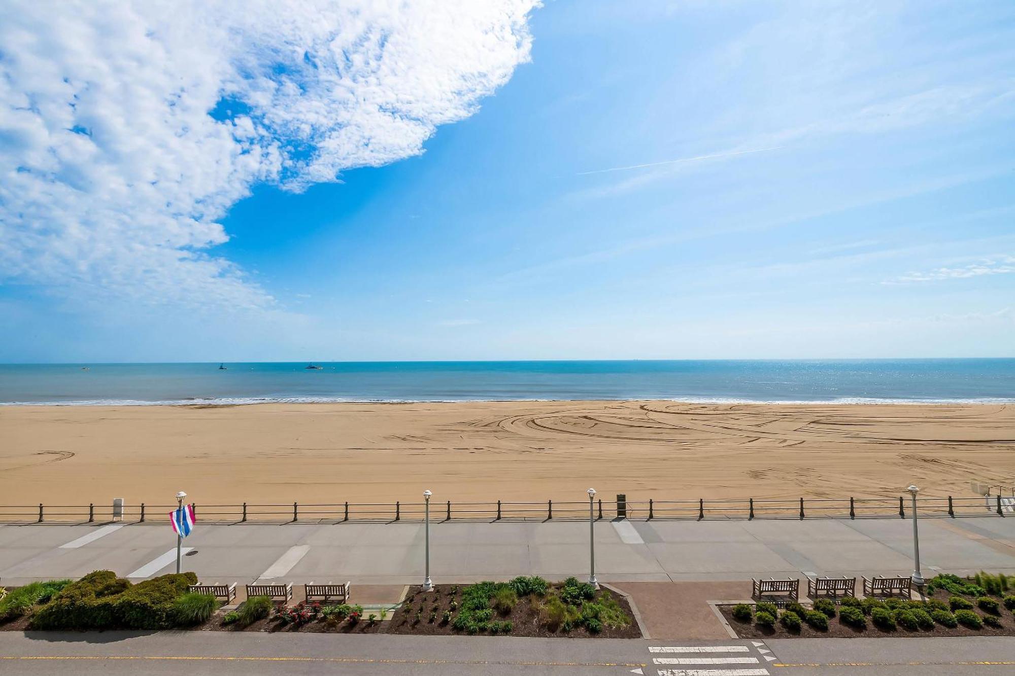 Country Inn & Suites By Radisson, Virginia Beach Oceanfront , Va Bagian luar foto